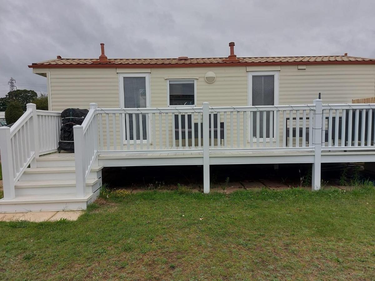 Holiday Caravan Клактън он Сий Екстериор снимка