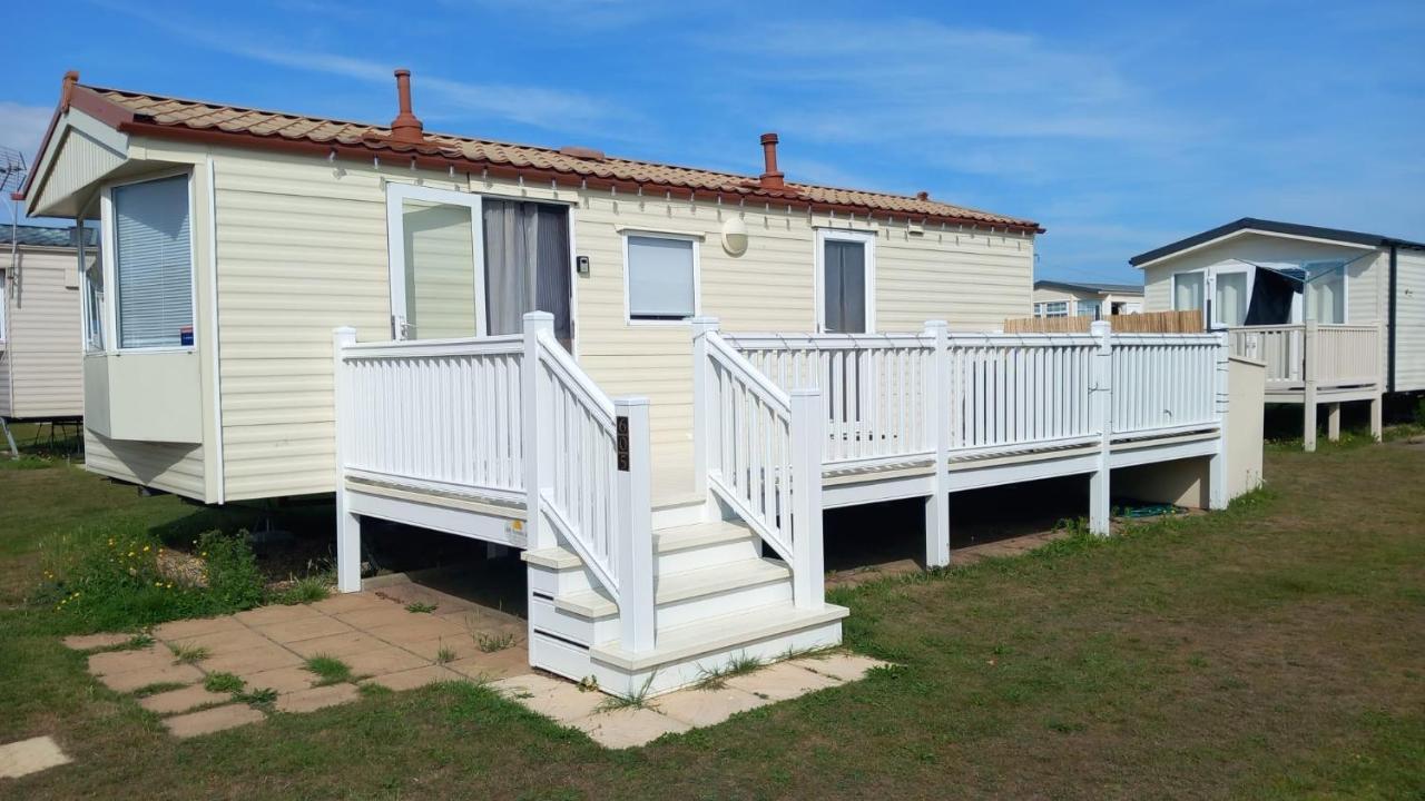 Holiday Caravan Клактън он Сий Екстериор снимка