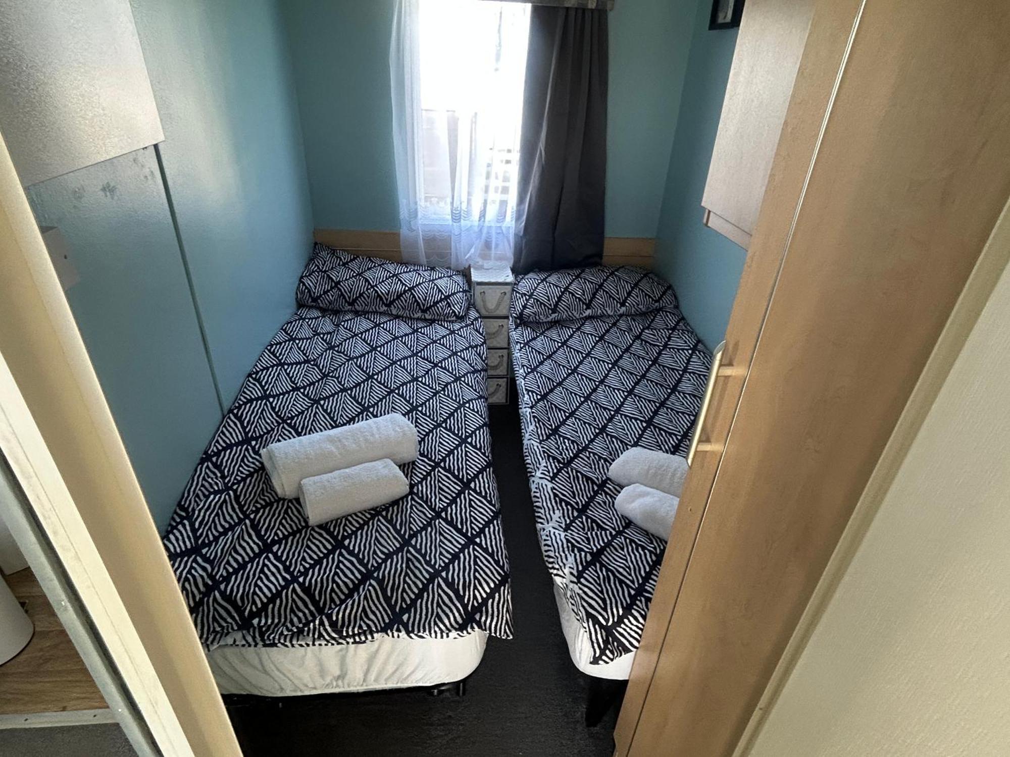 Holiday Caravan Клактън он Сий Екстериор снимка